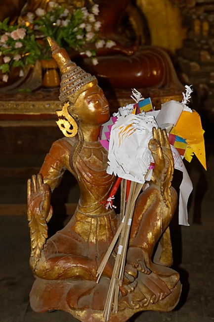 Mandalay-Shwe Inn Bin-061